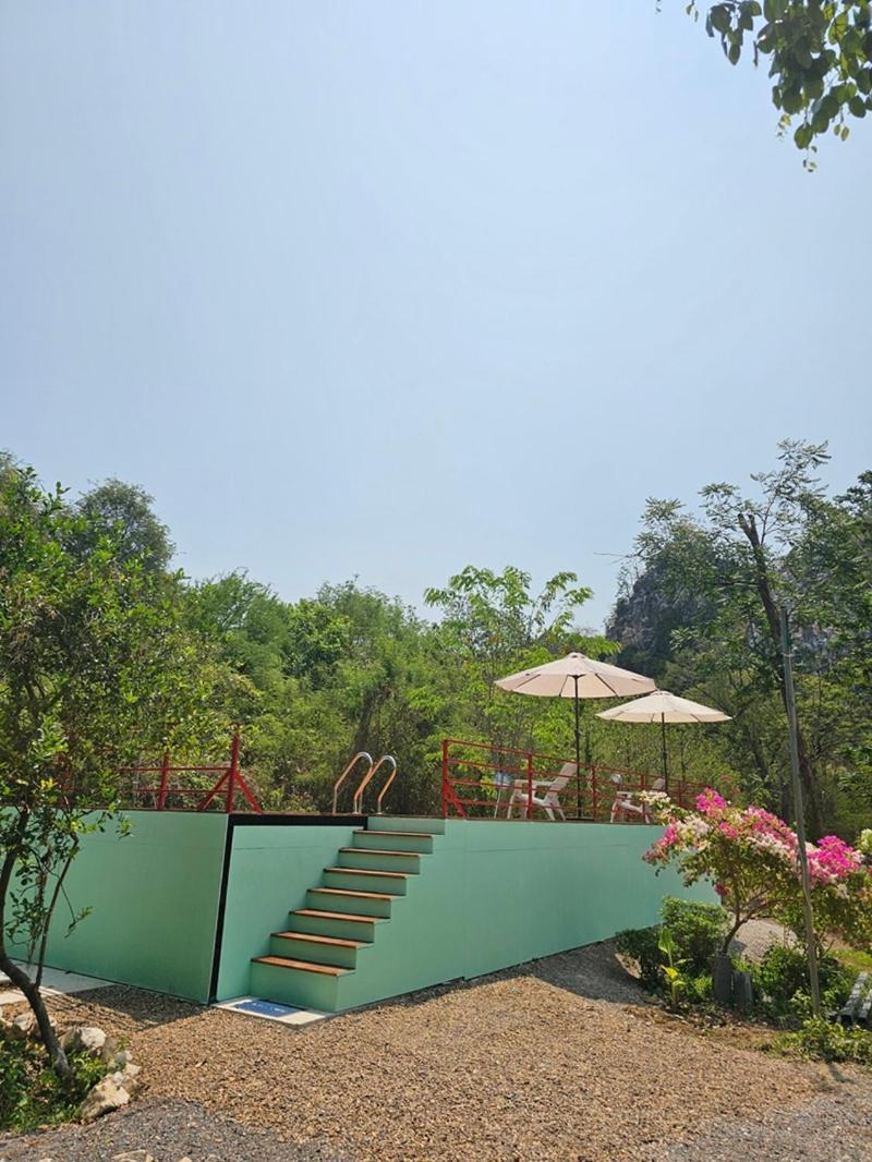 ชายเขาโฮมสเตย์ Kanchanaburi Luaran gambar